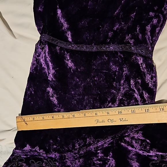 Velvet Romeo & Juliet Top - Picture 15 of 16